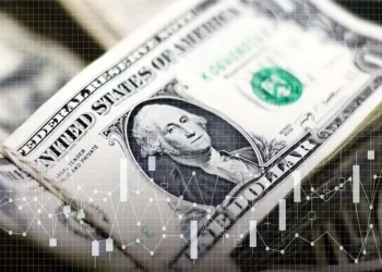 دلار تا چه قیمتی بالا می‌رود؟ / ترافیک تقاضا دلار را دوباره گران کرد