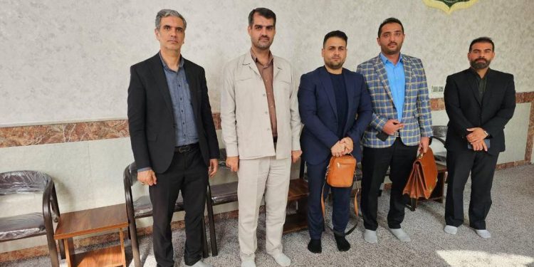 دیدار و گفتگو  اعضای هیئت مدیره اتحادیه طلاو جواهر با نماینده منتخب استان قم