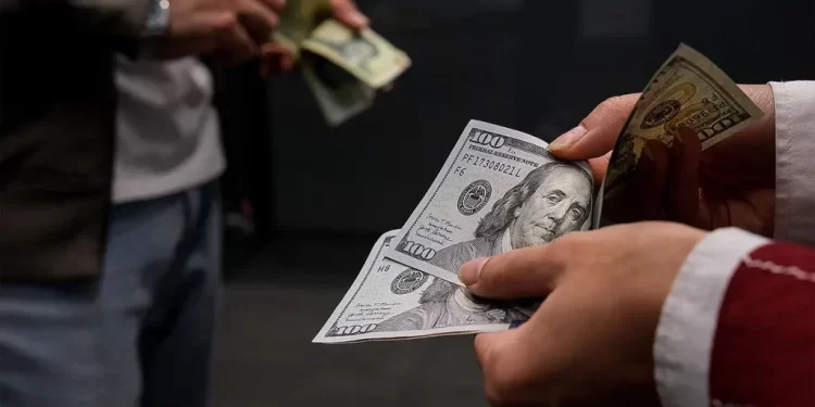 اختلافات داخلی در بازار ارز بالا گرفت