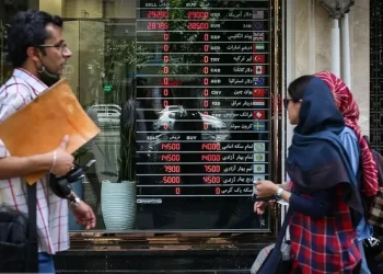 انتظار اصلاح در بازار طلا و سکه؛ معامله‌گران ارزی محتاط شدند