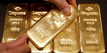 کاهش قیمت طلا در بازار جهانی